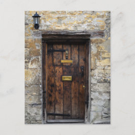 Postal Puerta delantera de madera antigua con luz