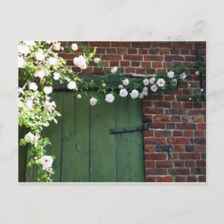 Postal Puerta vieja y rosas