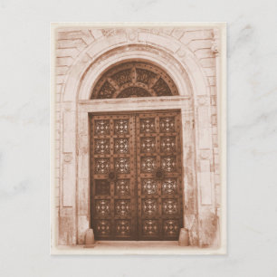 Postal Puertas de madera en el casco antiguo de Barcelona
