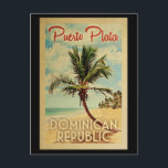 Postal Puerto Plata Postcard Palm Tree Vintage Viaje<br><div class="desc">Un retro único,  de mediados de siglo,  de arte moderno Puerto Plata República Dominicana,  con un estilo poster de viajes vintage. Cuenta con una palmera curvada en una playa de arena con el océano bajo un cielo azul turbio.</div>