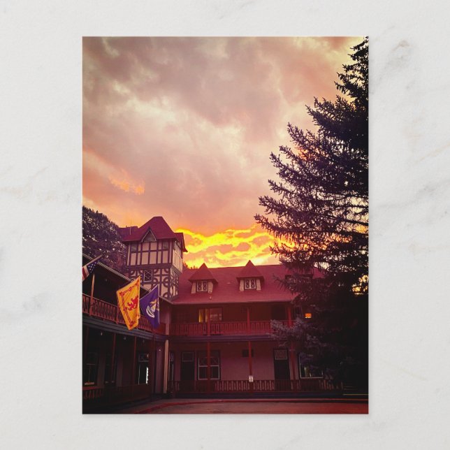 Postal Puesta de sol ardiente sobre el Redstone Inn  (Anverso)