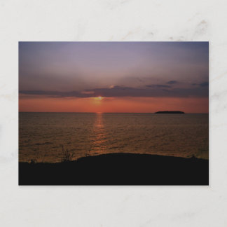 Postal Puesta de sol en la bahía