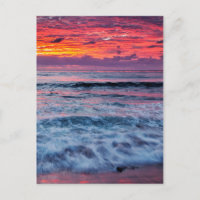 Puesta de sol sobre las olas del océano, Californi