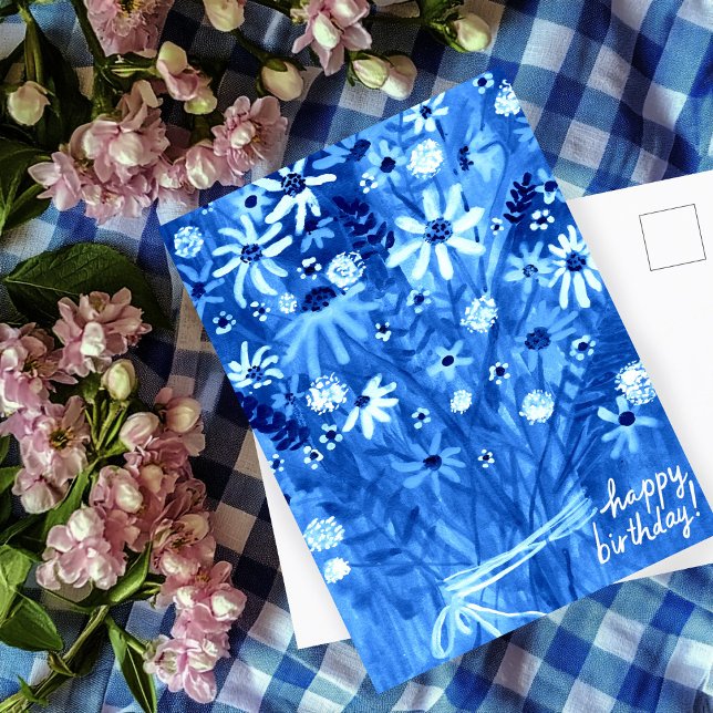 Postal Ramo de margaritas azules Colorido Cumpleaños (Colorful Daisy Bouquet Blue Happy Birthday Postcard
)