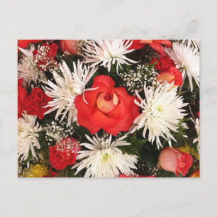 Postal Ramo de Rosa Roja y Flores Blancas