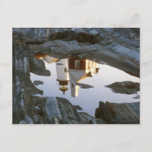 Postal Reflexión sobre el fondo de marea del faro de Pema