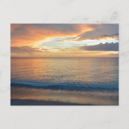 Postal Reflexiones al atardecer sobre el agua