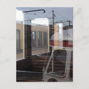 Postal Reflexiones de los Rail Yard Windows de los trenes