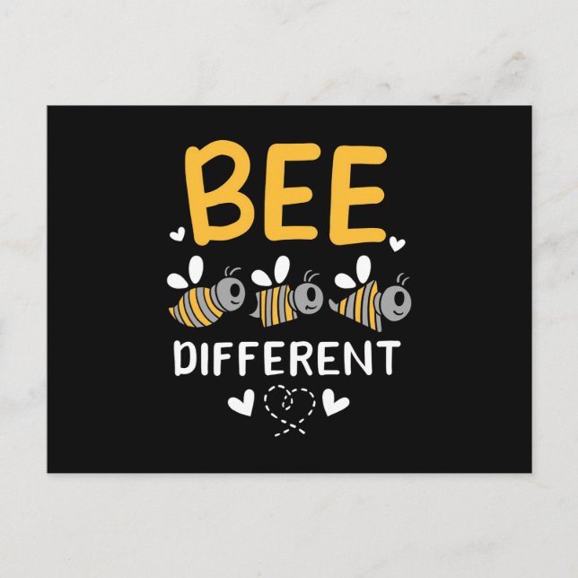 Postal Regalo de apicultor | Abeja diferente (Anverso)