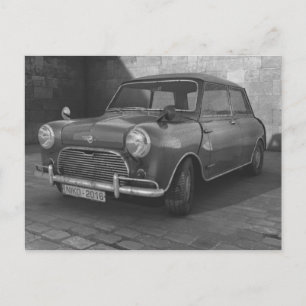 Postal retra del coche clásico de Mini Cooper del