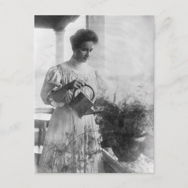 Postal Retrato de Helen Keller Watering Plants (Anverso)