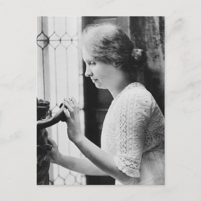 Postal Retrato de Helen Keller Watering Plants (Anverso)