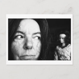 Postal Retrato de muñeca - Susurro