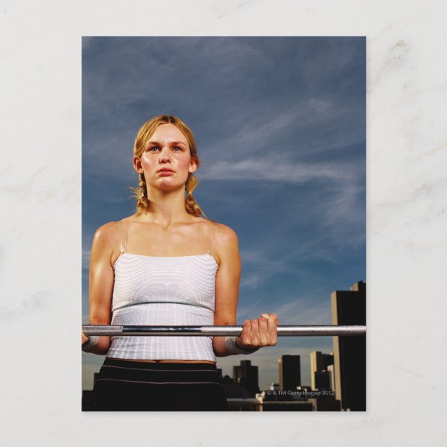 Postal Retrato de una joven llevando una bestia (Anverso)