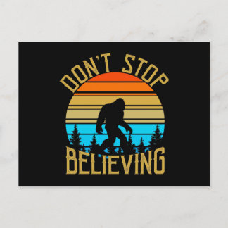 Postal Retro Dont Stop Believing Bigfoot