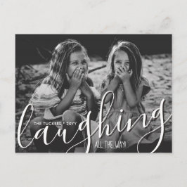 Postal Riendo todo el camino Feliz Navidad Foto Roja