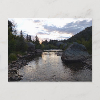 Postal Río Big Thompson al amanecer