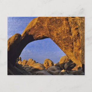 Postal Roca arca en el Parque Nacional Joshua Tree en