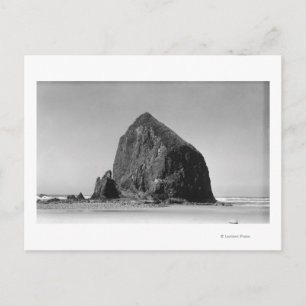 Postal Roca Haystack en la playa de Cannon, fotografía de