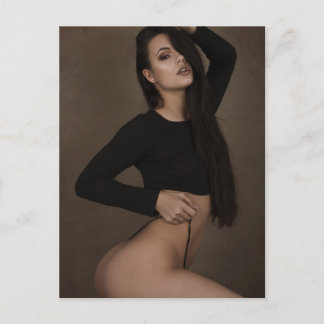 Postal ROSA FUERTE! imagen modelo de lencería de pelo lar