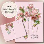 Postal Rosas rosas rosas religiosas rozan Virgen María Vi<br><div class="desc">Con una hermosa imagen diseñada por un personalizado con una encantadora imagen católica religiosa tradicional del rosario sagrado con rosas de color rosa pastel. En la parte trasera hay un católico tradicional de la Santísima Virgen María, Nuestra Señora de la Gracia con el mismo diseño de rosario floral. Se pueden...</div>