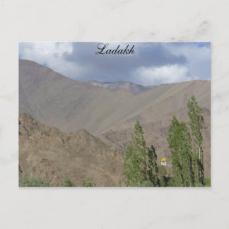 Postal sala de oración budista, Saboo, Ladakh, India