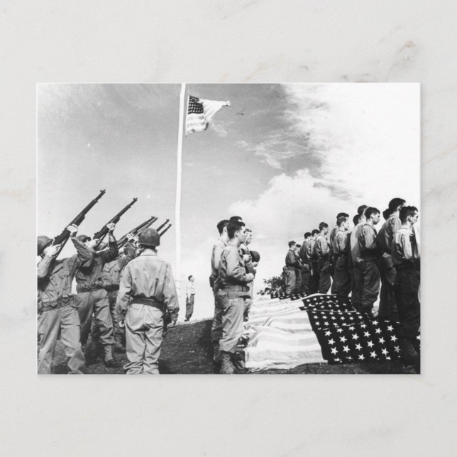Postal Saludo a los soldados caídos en la Segunda Guerra  (Anverso)