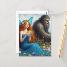 Postal Sashquatch y un hada en un picnic