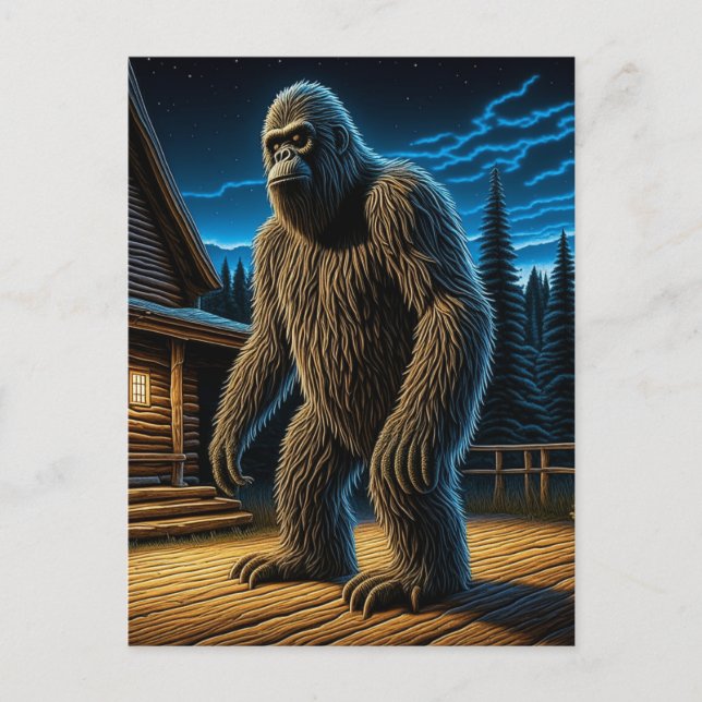 Postal Sasquatch frente a Log Cabin en los bosques (Anverso)