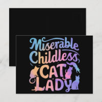 Señora de gatos sin hijos miserable