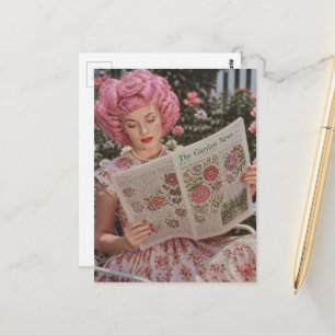 Postal Señora de pelo rosa retro hermosa leyendo en jardí