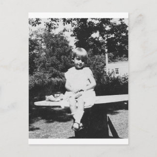 Postal Sentado infantil de los años 1940