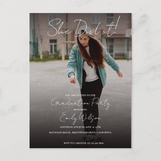 Postal She Did It Multi Photo Graduation Party Invitation (Anverso)