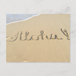 Postal Signo de palabra Aloha en la arena de la playa