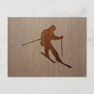 Postal Silueta de esquí grabada en diseño de madera