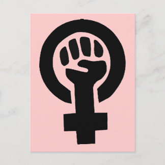 Postal Símbolo de poder Chica feminista con fondo rosado