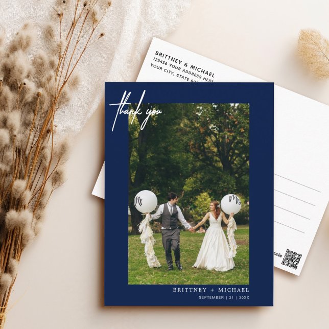 Postal Simple foto azul de la marina de guerra moderna Gr (Elegant hand lettered thank you wedding postcard with a minimalistic design perfect for any couple.)