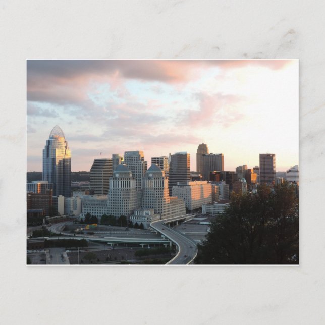 Postal Skyline de Cincinnati al atardecer (Anverso)