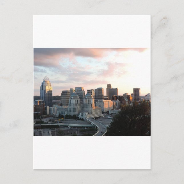 Postal Skyline de Cincinnati al atardecer (Anverso)