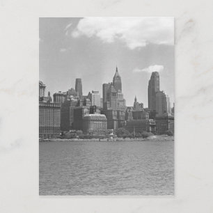 Postal Skyline de Manhattan New York USA B&W