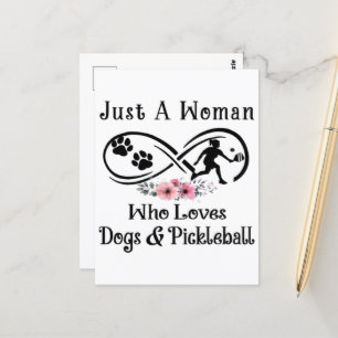 Postal solo una mujer que ama los perros y Pickleball