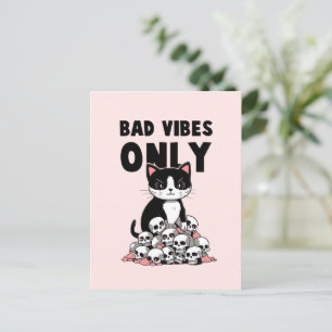 Postal Sólo vibraciones malas: gatos y cráneos
