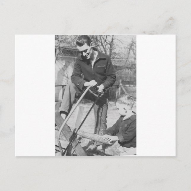 Postal Son de 1920 Ayudando a su padre a ver madera (Anverso)