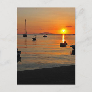 Postal Sonnenuntergang am Hafen von Novalja n iKroatien