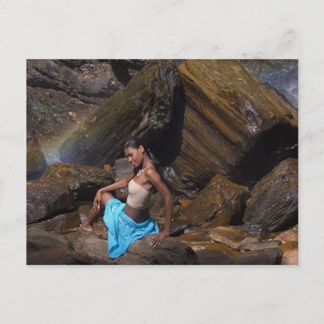 Postal sonreír en las rocas (Anverso)