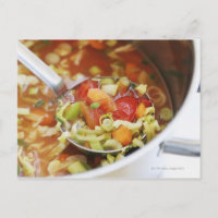 Sopa vegetal en sartén