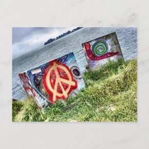 Postal Sorprendente graffiti de arte en Berkeley, Califor