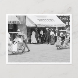 Postal Souvenirs En El Paseo Marítimo