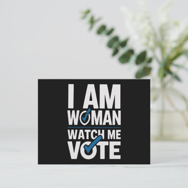 Postal Soy mujer, mírame votar vintage  (Anverso de pie)