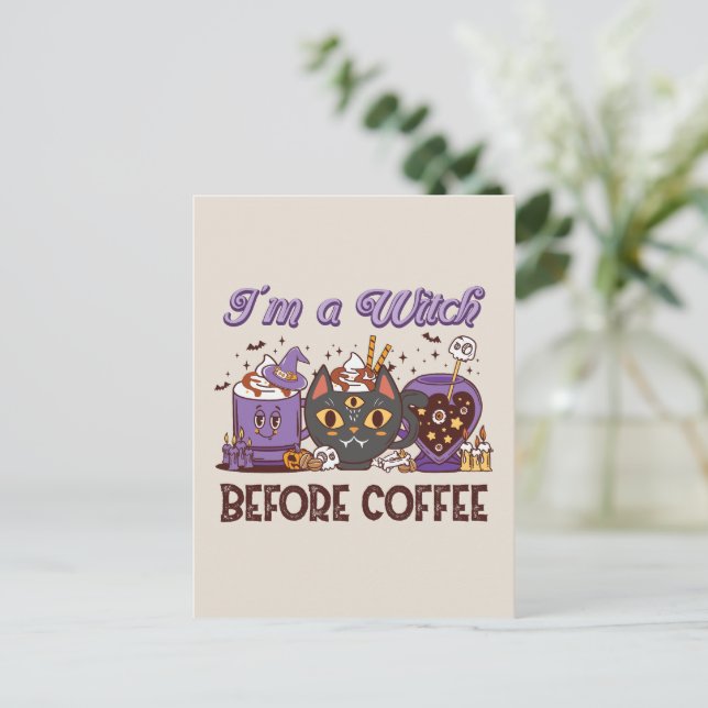 Postal Soy una bruja antes del café - amante del café (Anverso de pie)